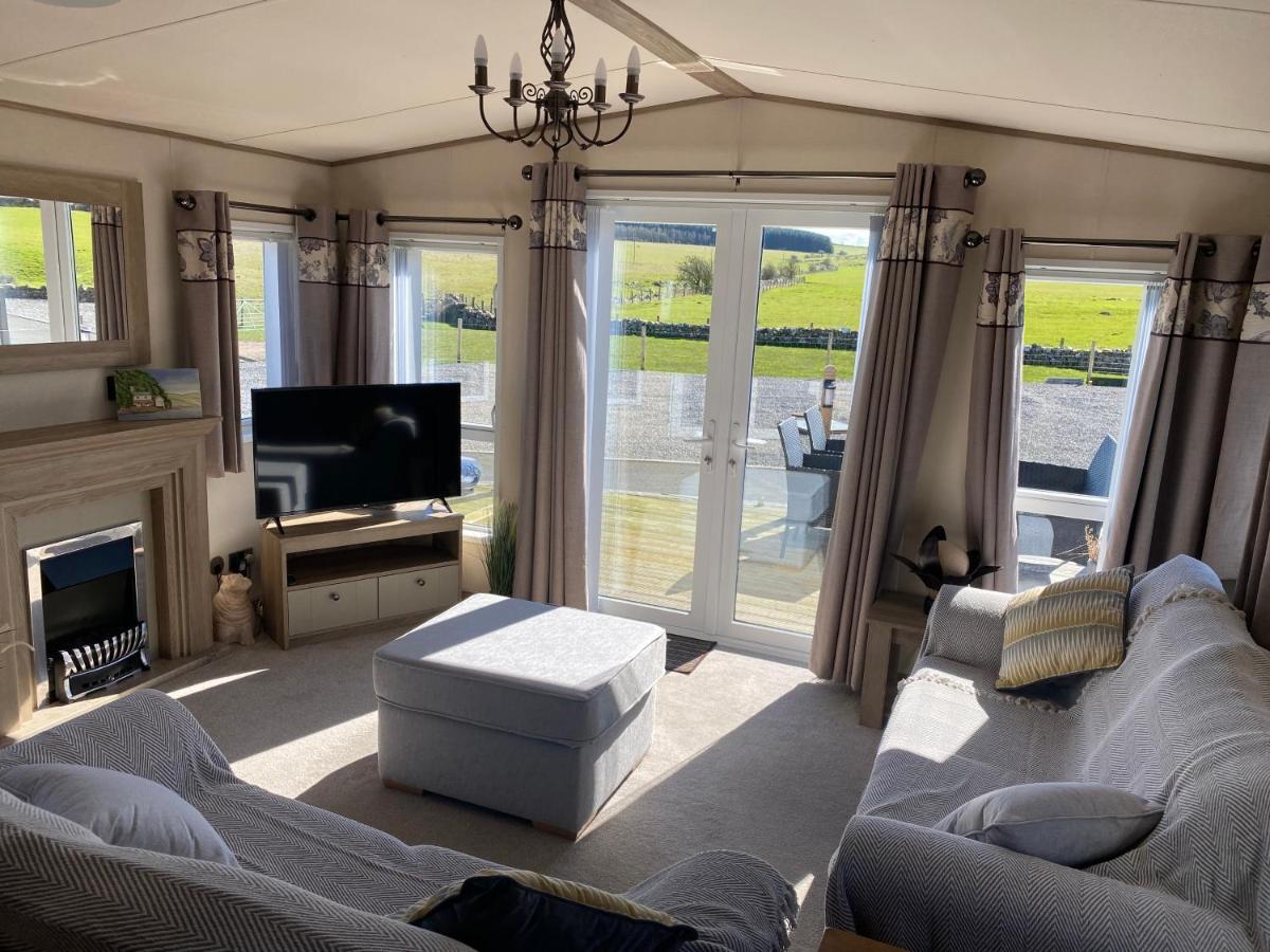 Luxury Lake District Holiday Lodge-Sleeps 4 Кокермут Экстерьер фото