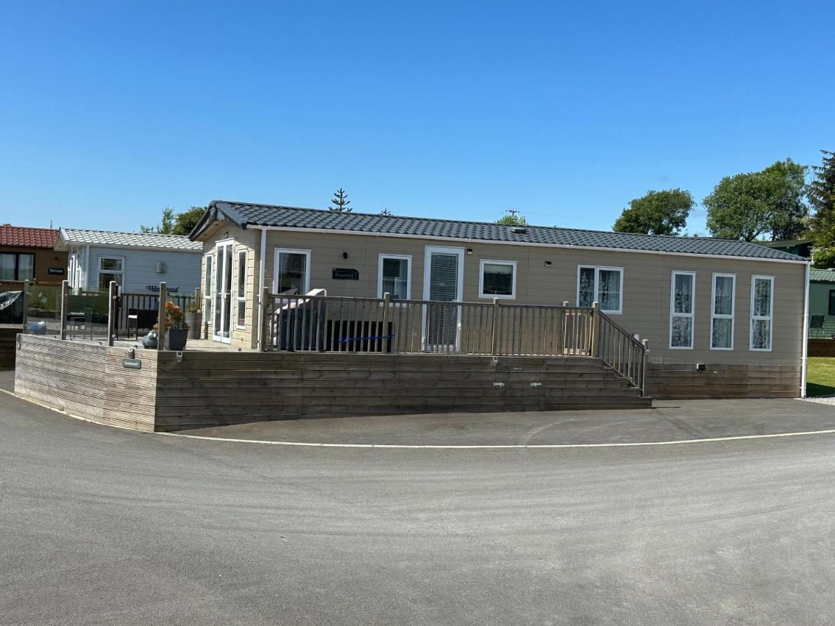 Luxury Lake District Holiday Lodge-Sleeps 4 Кокермут Экстерьер фото