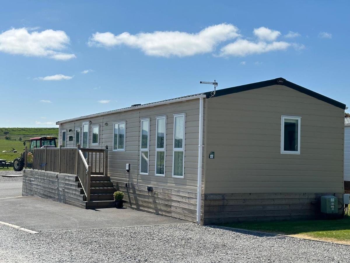 Luxury Lake District Holiday Lodge-Sleeps 4 Кокермут Экстерьер фото