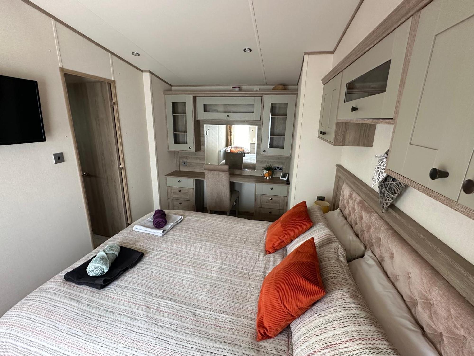 Luxury Lake District Holiday Lodge-Sleeps 4 Кокермут Экстерьер фото