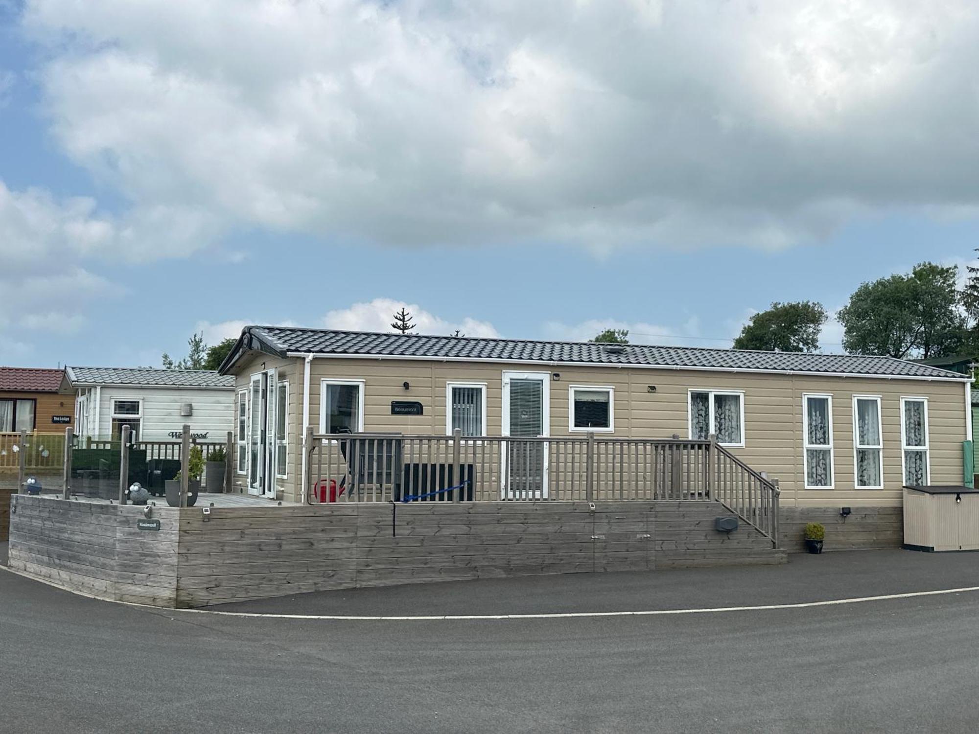 Luxury Lake District Holiday Lodge-Sleeps 4 Кокермут Экстерьер фото